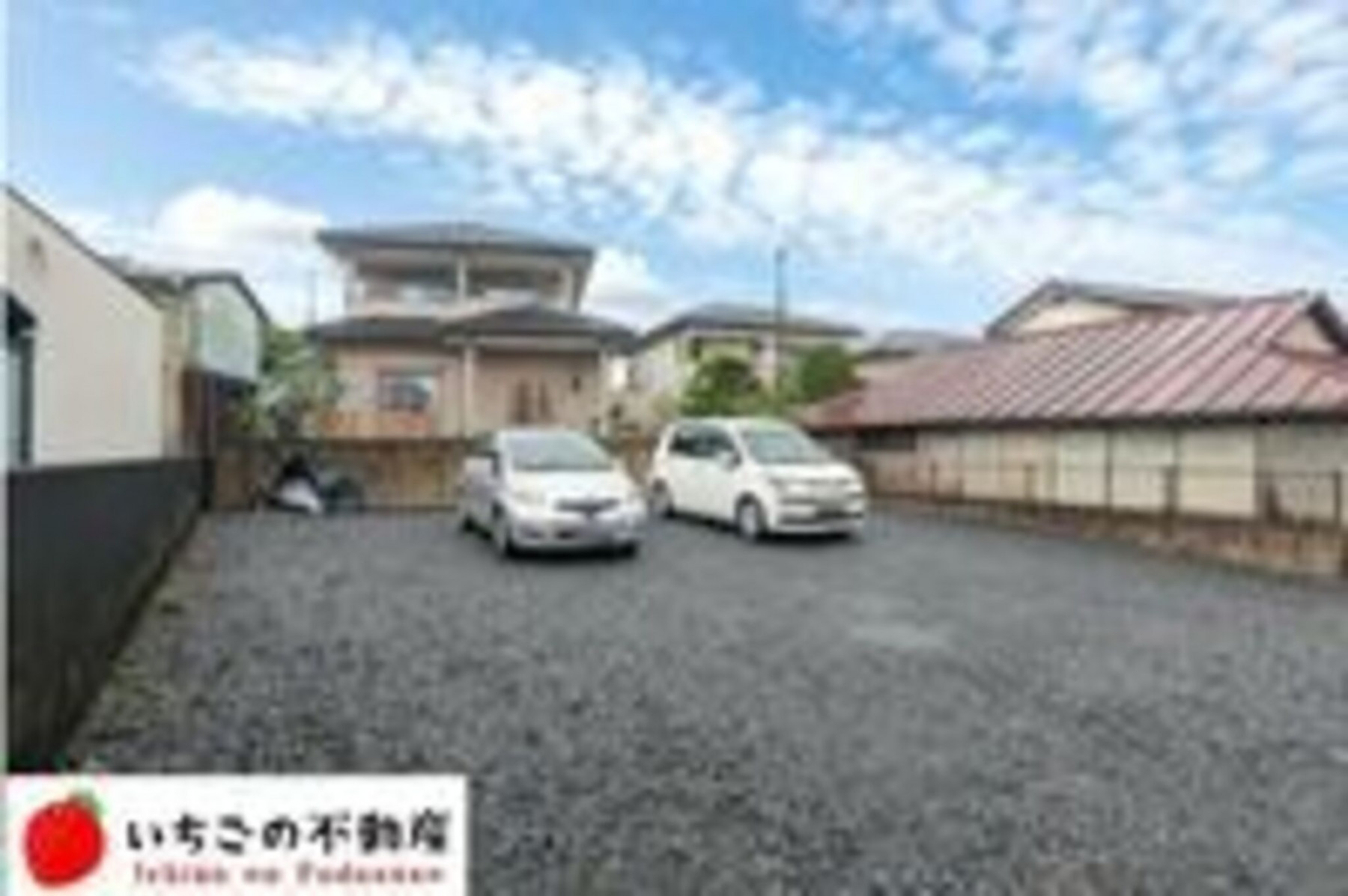 河内郡上三川町上三川、中古一戸建ての駐車場画像です