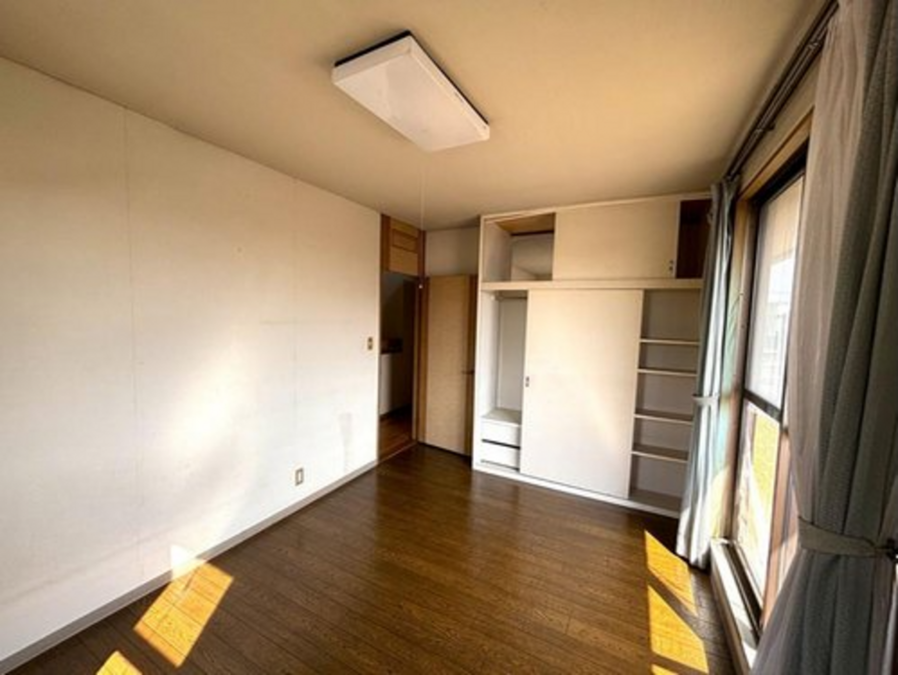 真岡市中、中古一戸建ての内装画像です
