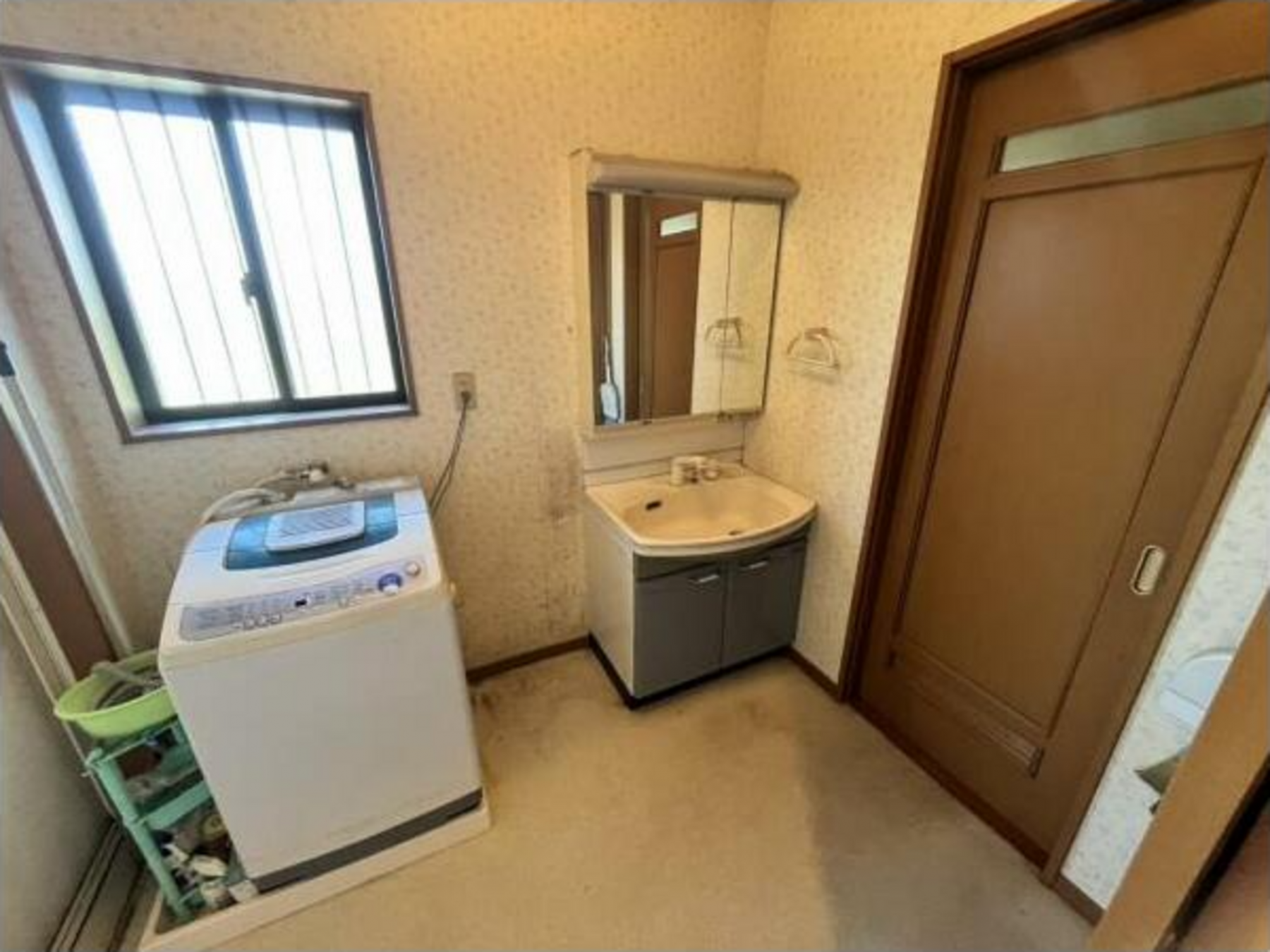 河内郡上三川町西汗、中古一戸建ての洗面画像です