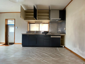 真岡市熊倉、中古一戸建てのキッチン画像です