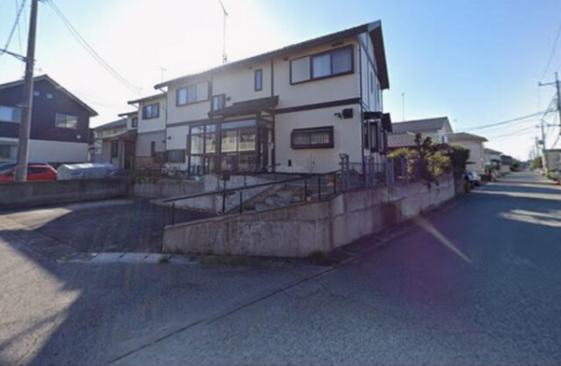河内郡上三川町しらさぎ、中古一戸建ての前面道路を含む現地写真画像です