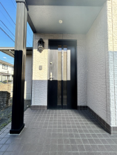河内郡上三川町ゆうきが丘、中古一戸建ての玄関画像です