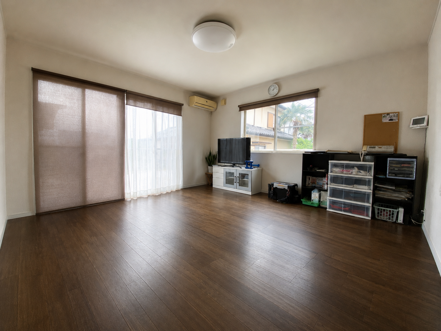 真岡市台町、中古一戸建ての居間画像です