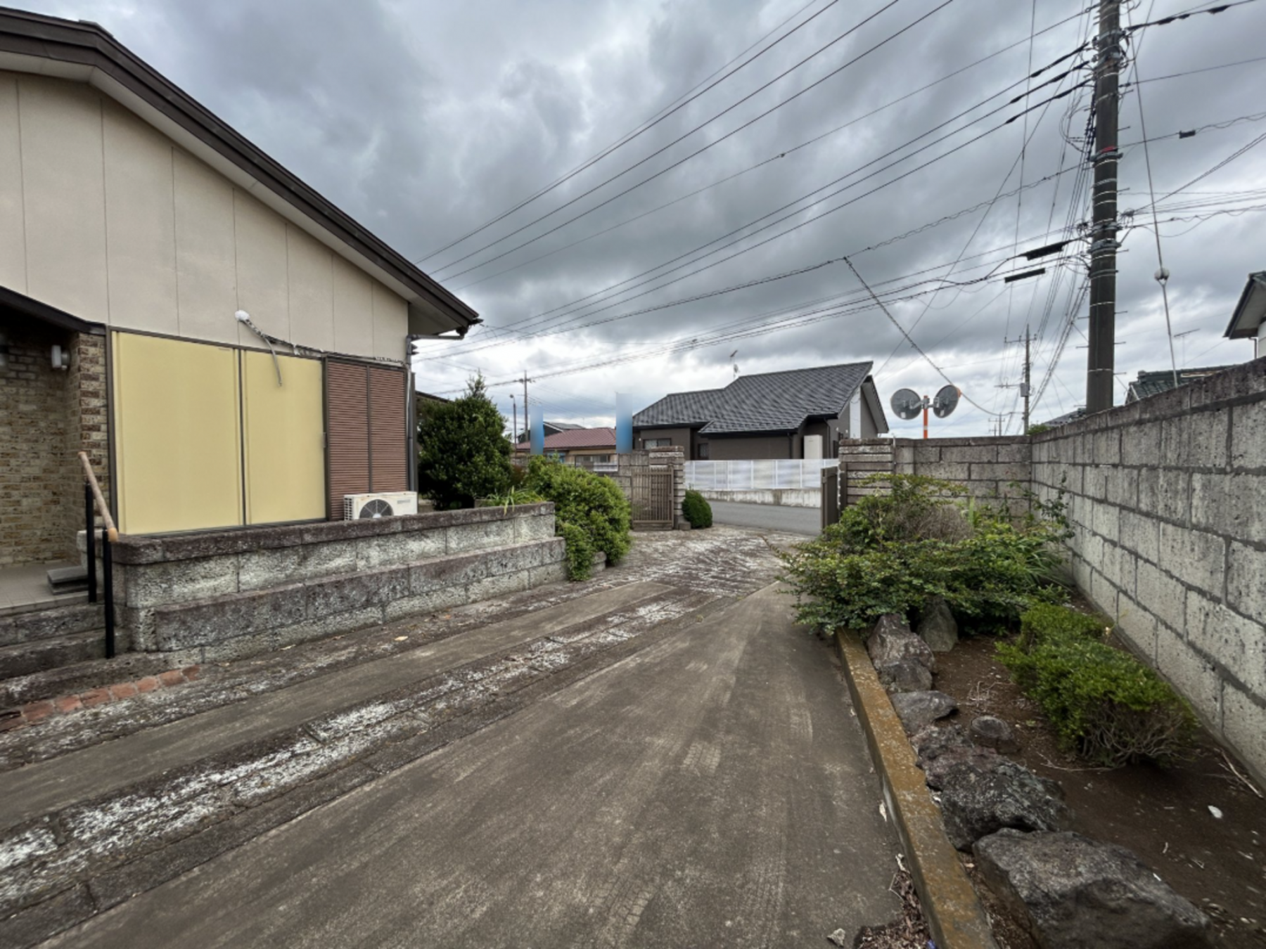 真岡市久下田西、中古一戸建ての駐車場画像です