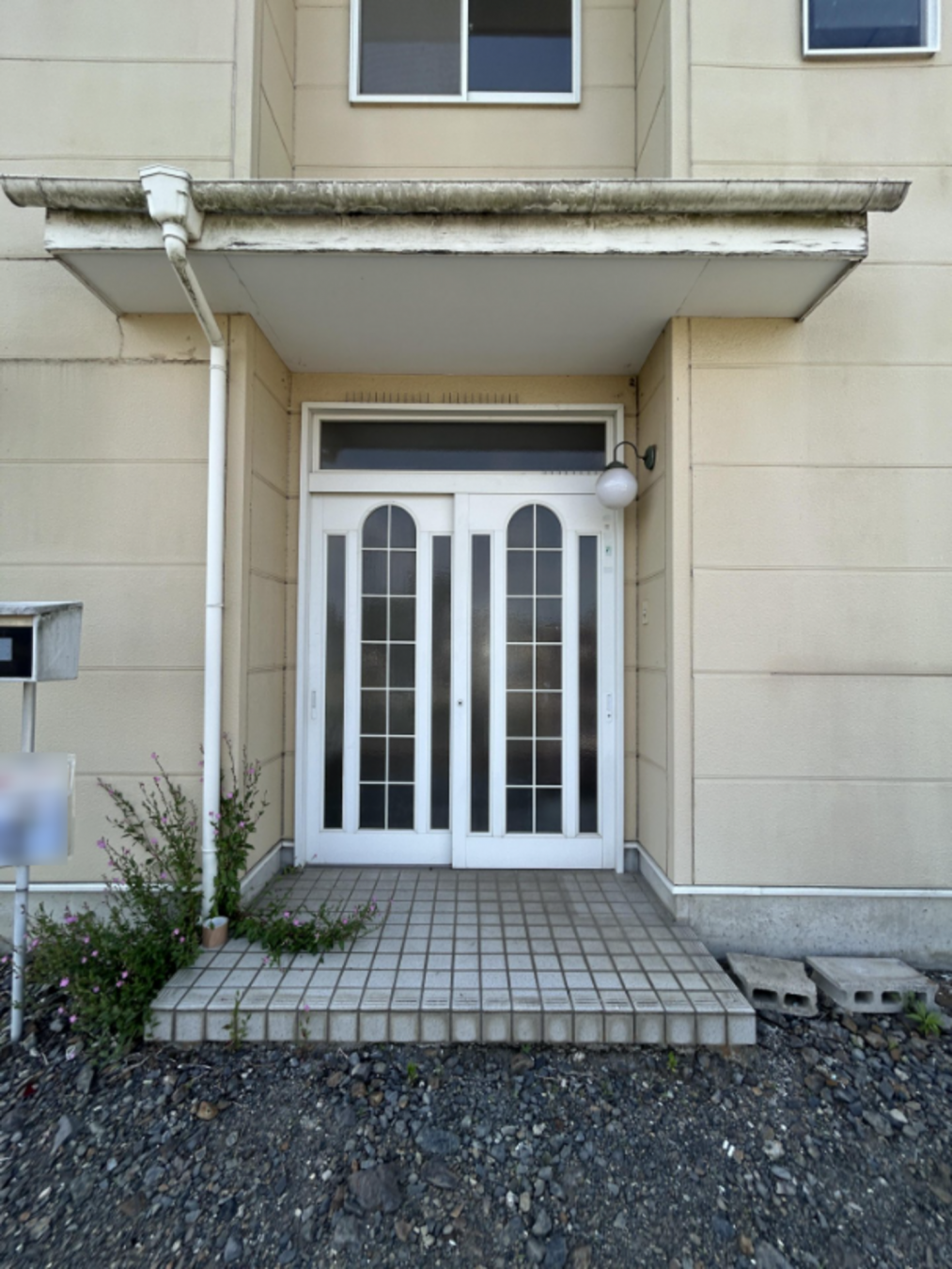 真岡市堀内、中古一戸建ての玄関画像です