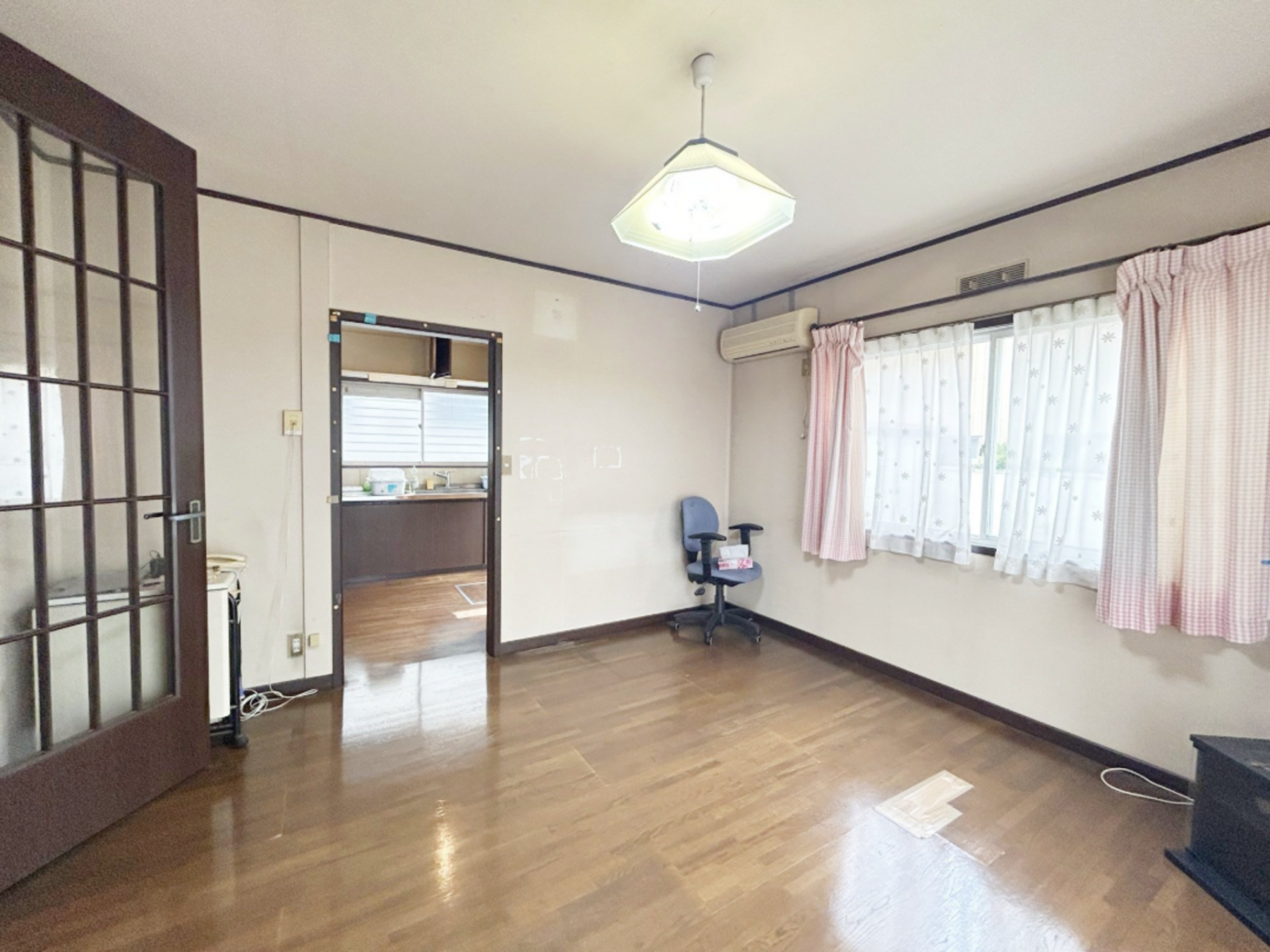 真岡市田町、中古一戸建ての居間画像です