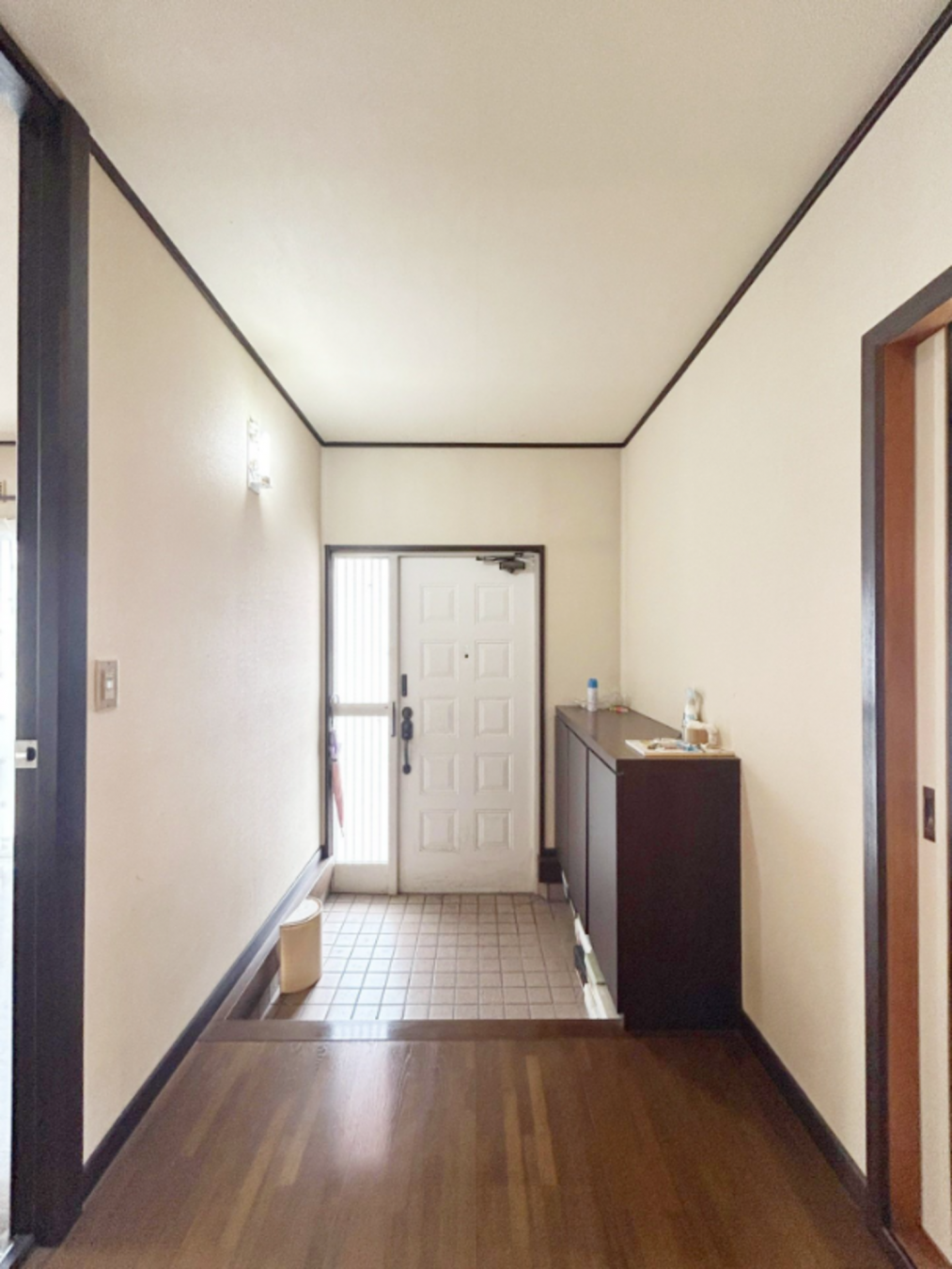 真岡市田町、中古一戸建ての玄関画像です