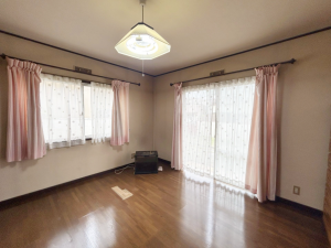 真岡市田町、中古一戸建ての居間画像です
