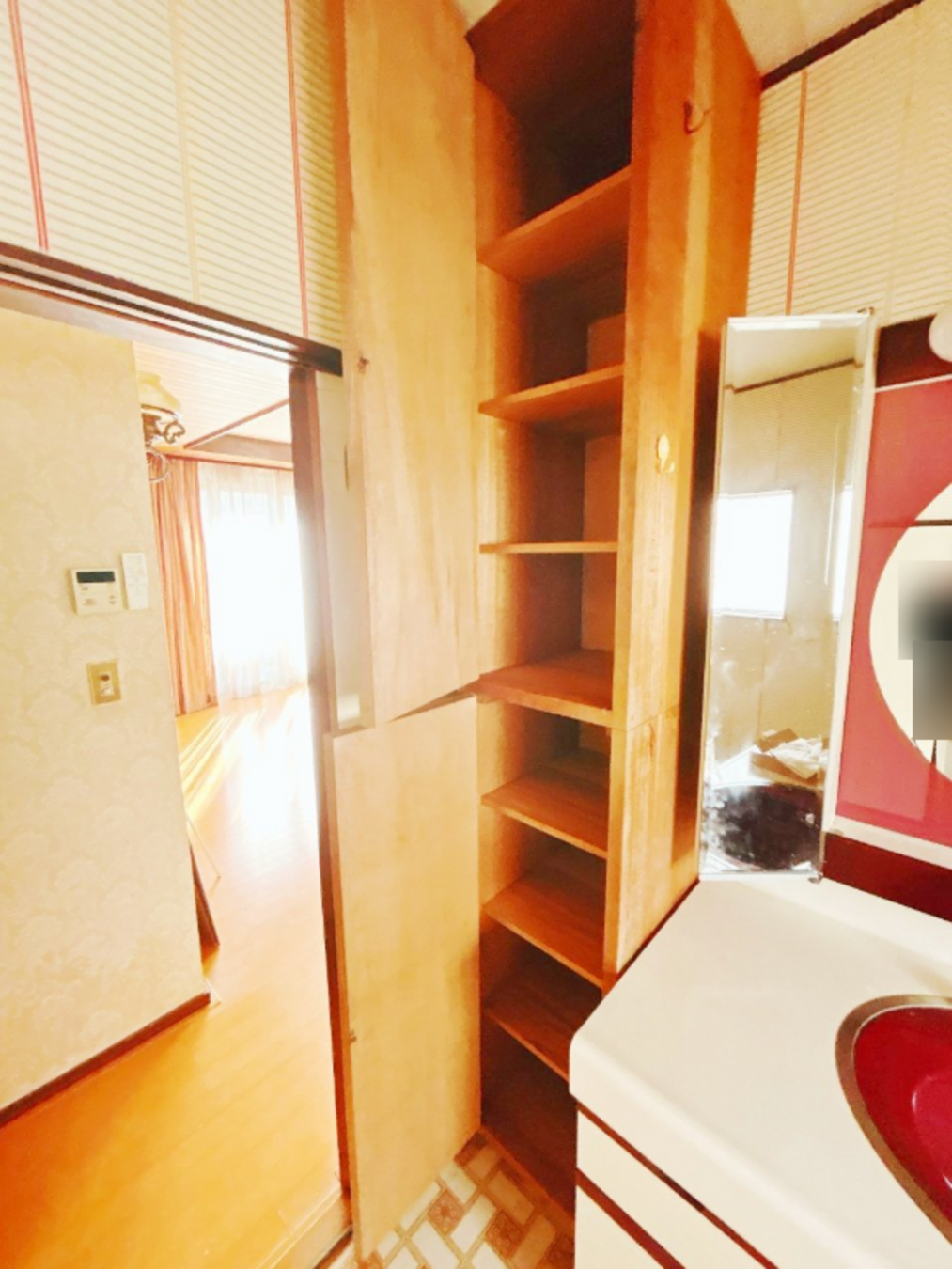 真岡市高勢町、中古一戸建ての洗面画像です