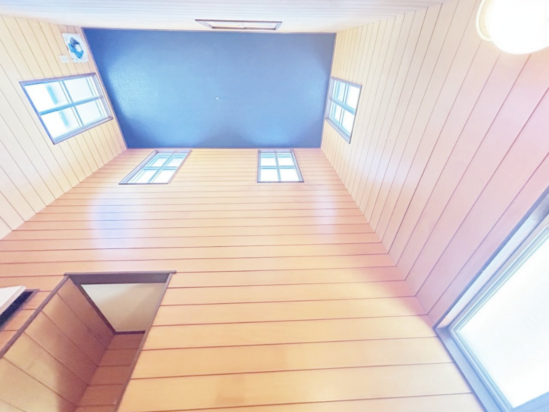 真岡市高勢町、中古一戸建ての玄関画像です
