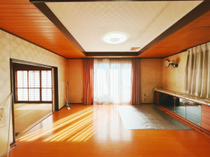 真岡市高勢町、中古一戸建ての居間画像です