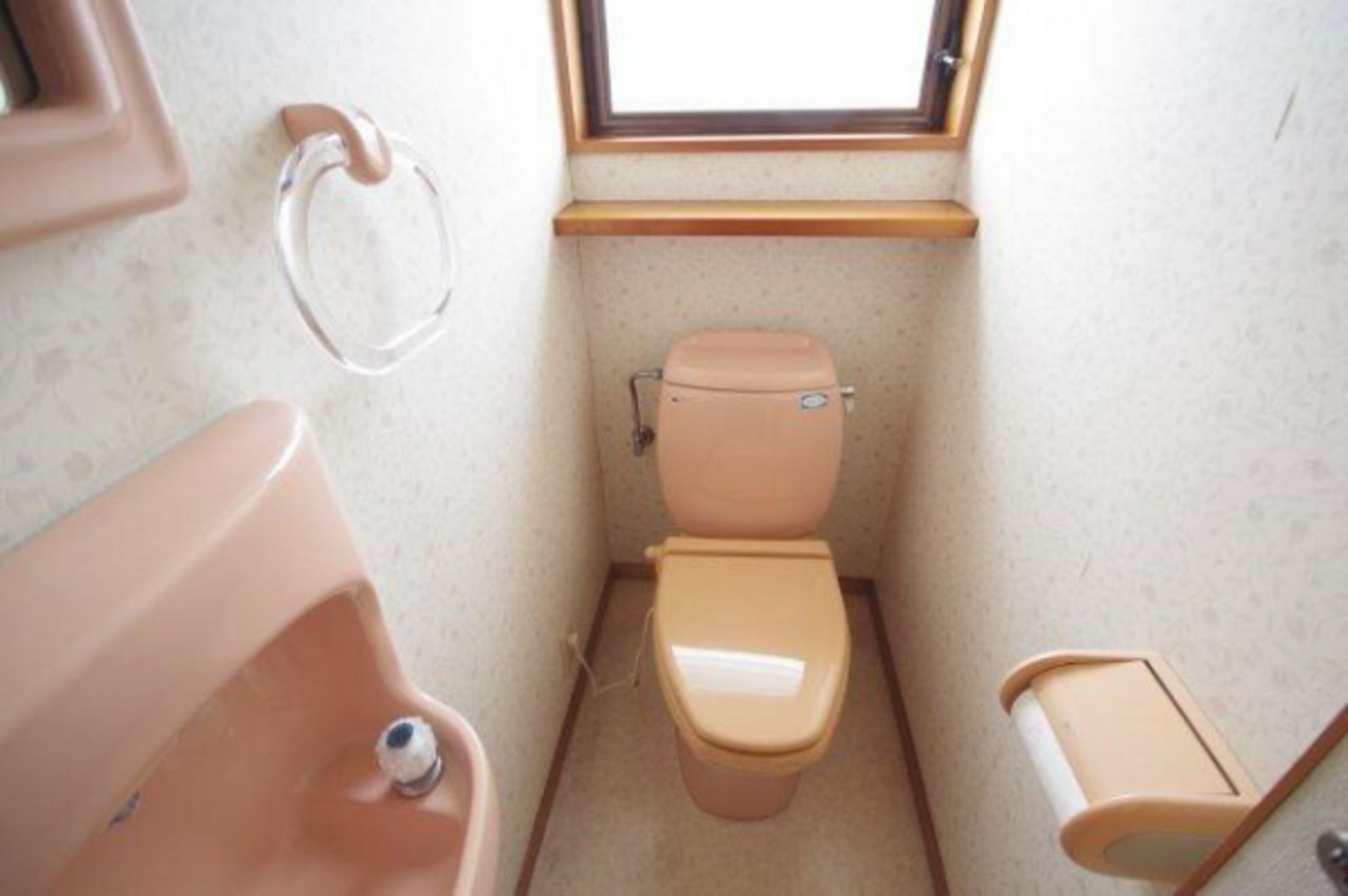 芳賀郡益子町大字七井、中古一戸建てのトイレ画像です