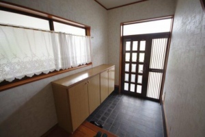 芳賀郡益子町大字七井、中古一戸建ての玄関画像です