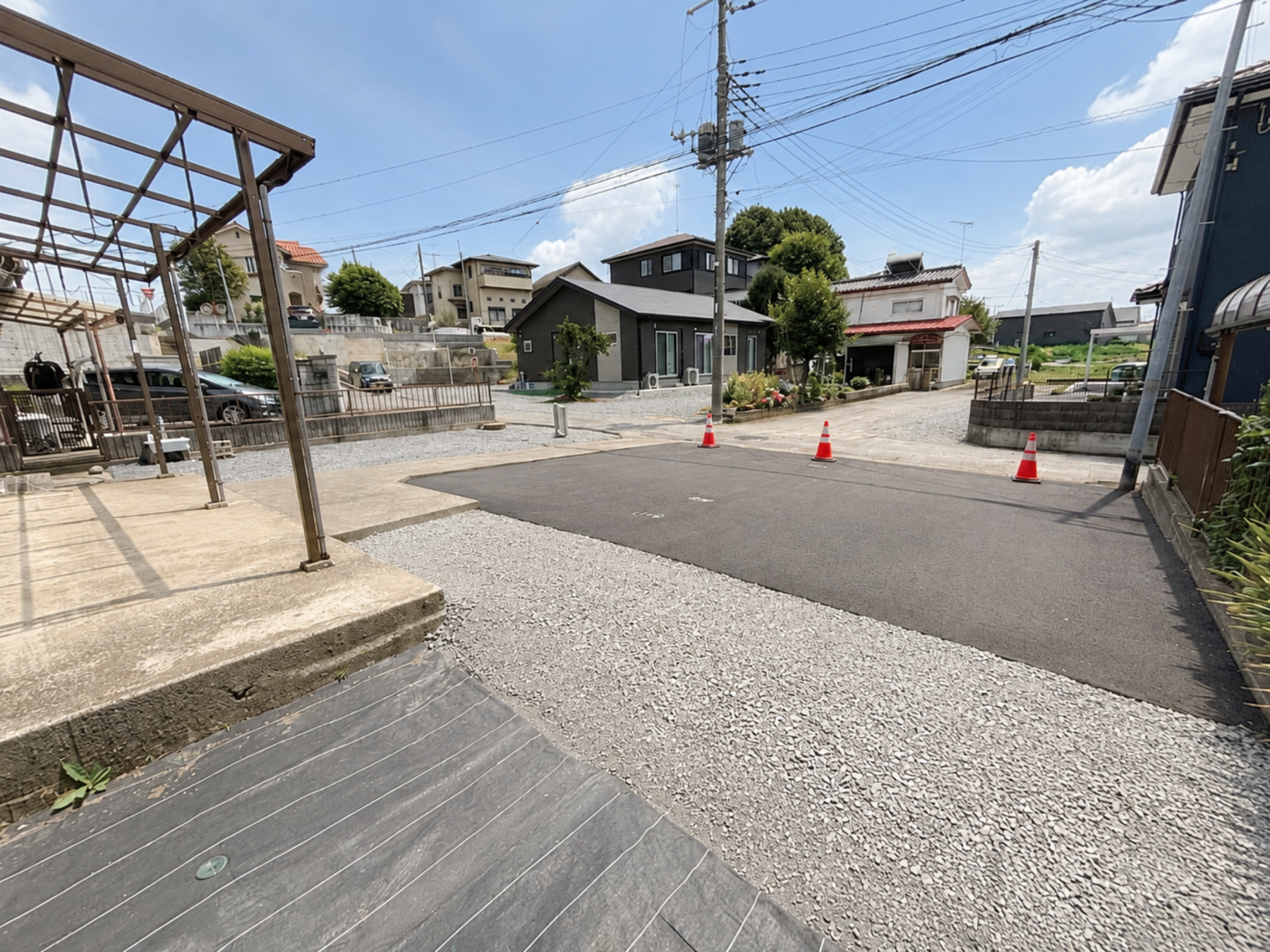 真岡市熊倉町、中古一戸建ての駐車場画像です