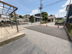 真岡市熊倉町、中古一戸建ての駐車場画像です