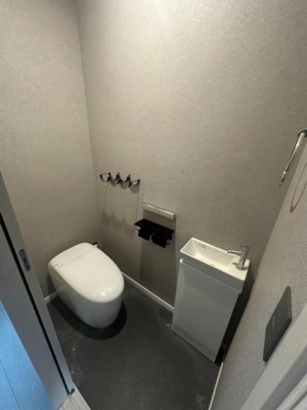 真岡市並木町、中古一戸建てのトイレ画像です