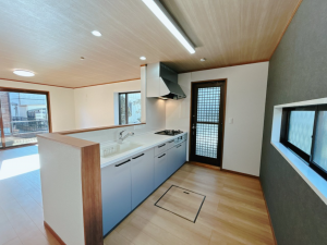 河内郡上三川町西汗、中古一戸建てのキッチン画像です