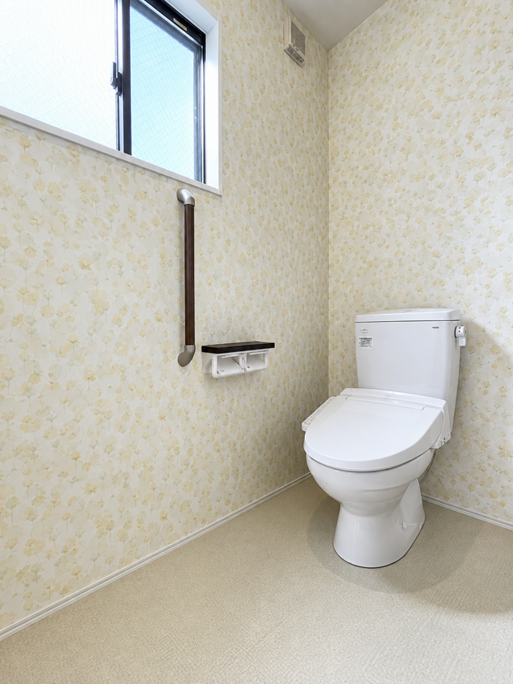 真岡市寺久保、中古一戸建てのトイレ画像です