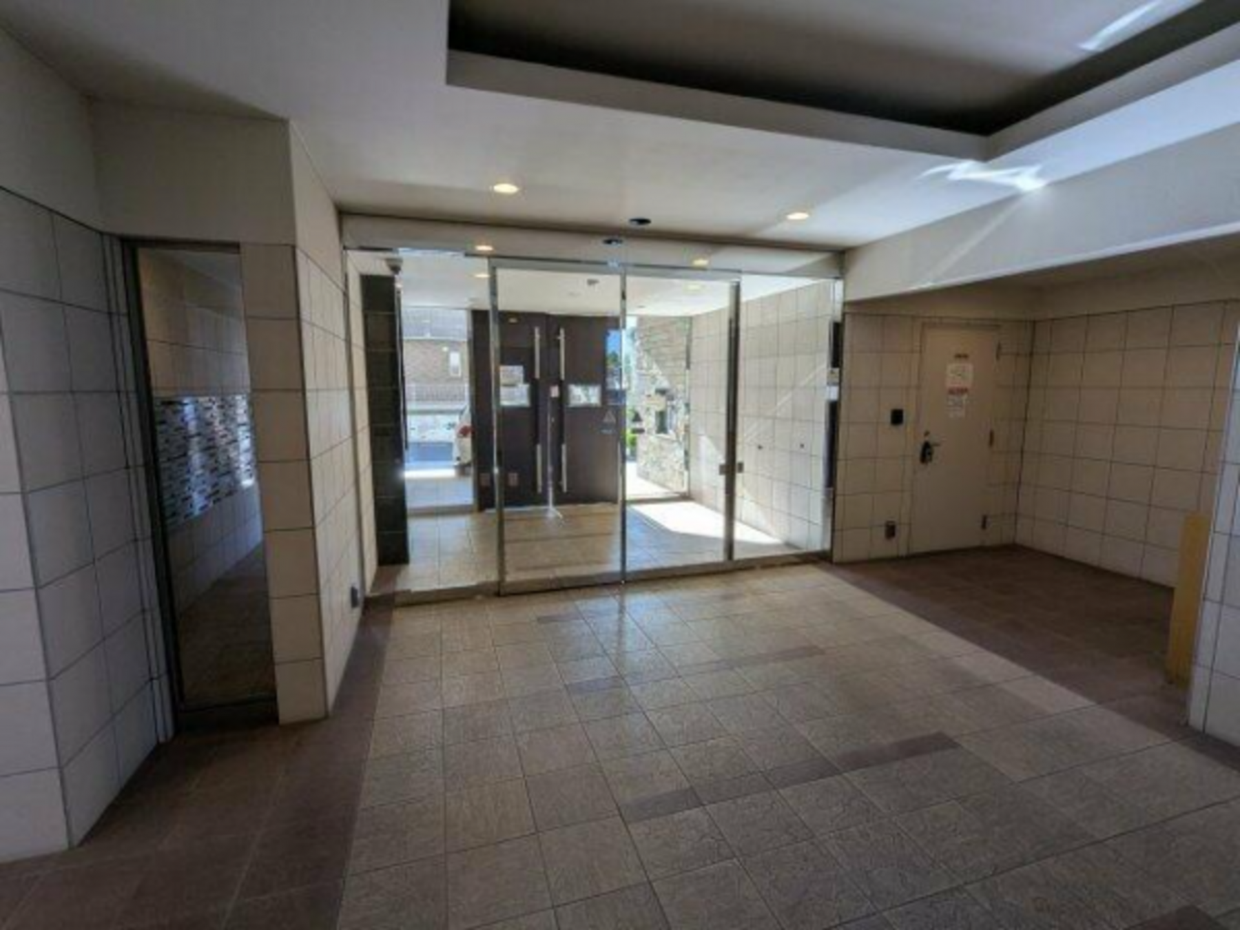 真岡市大谷台町、マンションのエントランス画像です