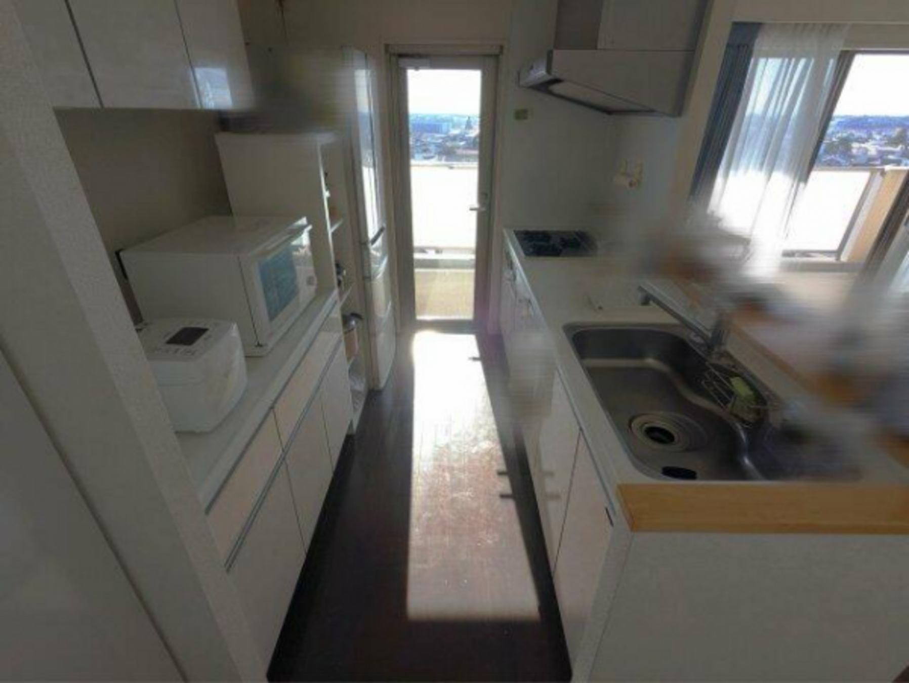 真岡市大谷台町、マンションのキッチン画像です