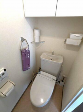 真岡市大谷台町、マンションのトイレ画像です