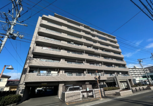 仙台市若林区中倉、マンションの画像です
