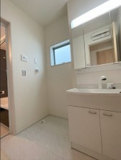 仙台市若林区上飯田、新築一戸建ての画像です
