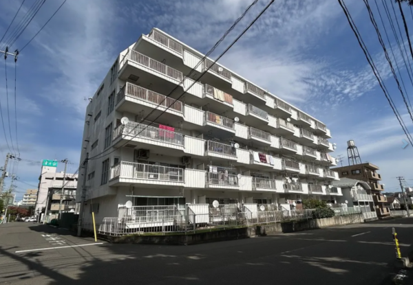 仙台市若林区新寺、マンションの画像です