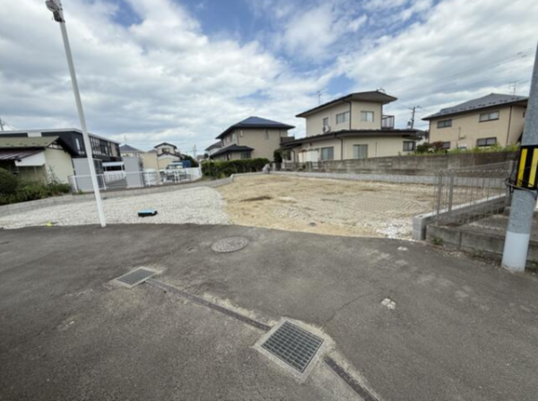 仙台市若林区霞目、新築一戸建ての画像です