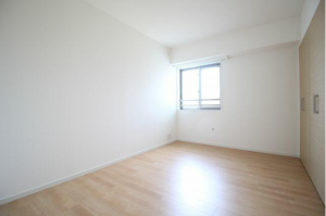 仙台市若林区南小泉、マンションの画像です