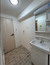 仙台市若林区沖野、マンションの画像です