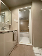 仙台市若林区遠見塚、マンションの画像です