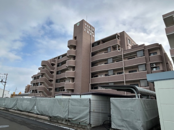 仙台市若林区伊在、マンションの画像です