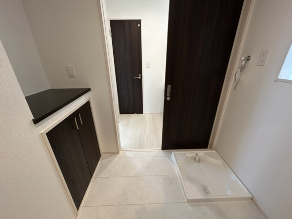 仙台市若林区二軒茶屋、新築一戸建ての画像です