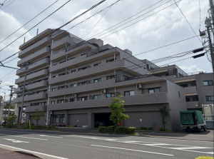 仙台市若林区三百人町、マンションの画像です