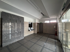 仙台市若林区三百人町、マンションの画像です
