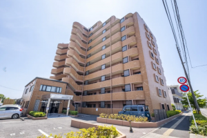 仙台市若林区蒲町東、マンションの画像です