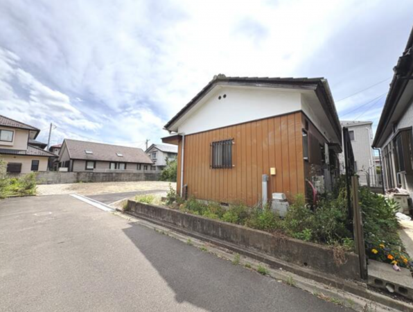 仙台市若林区南小泉、収益物件/住宅の画像です