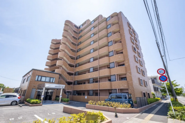 仙台市若林区蒲町東、マンションの画像です