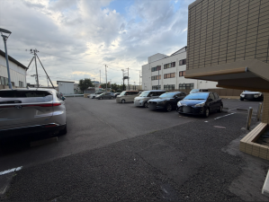 仙台市若林区伊在、マンションの画像です