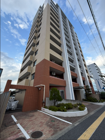 仙台市若林区伊在、マンションの画像です