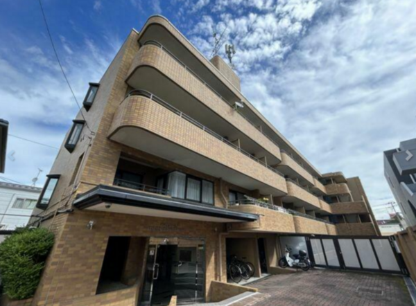 仙台市若林区東八番丁、マンションの画像です