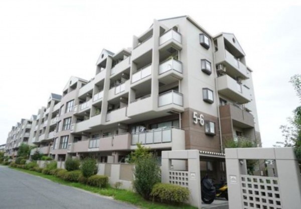 和泉市いぶき野、マンションの画像です