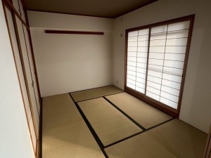 和泉市室堂町、マンションの画像です