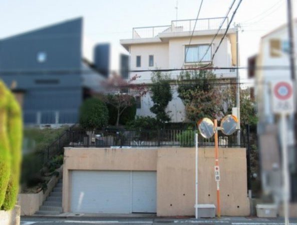 和泉市青葉台、中古一戸建ての画像です