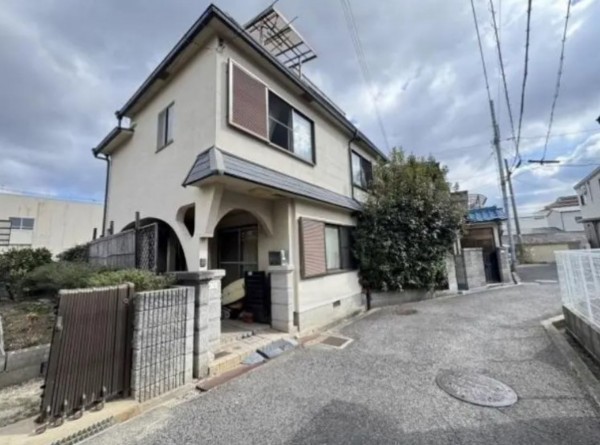 和泉市肥子町、中古一戸建ての画像です