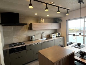 和泉市伏屋町、マンションの画像です