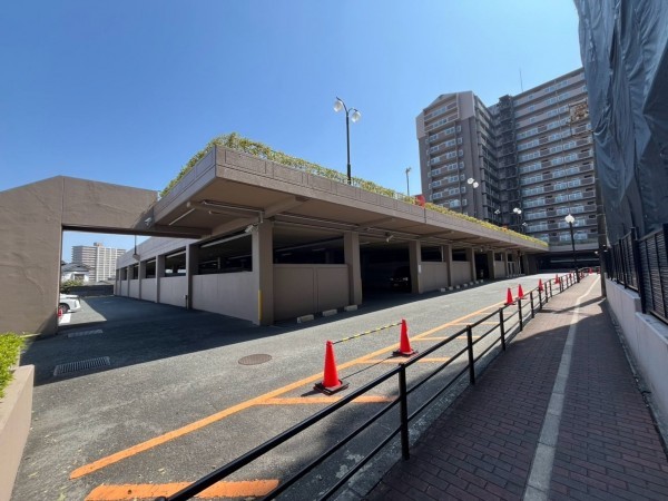 和泉市伏屋町、マンションの画像です