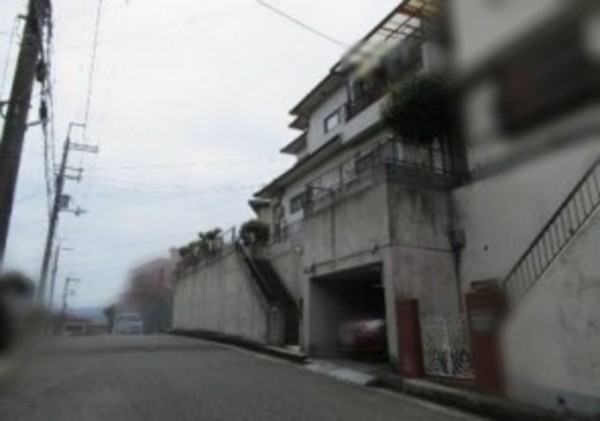 和泉市室堂町、中古一戸建ての画像です