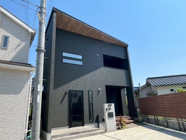 和泉市唐国町、中古一戸建ての画像です